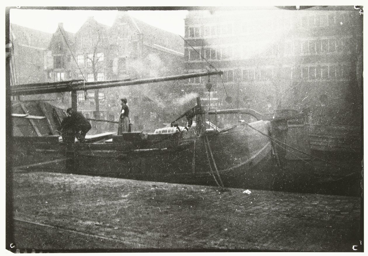 Gouvernementspakhuizen aan de Brouwersgracht in Amsterdam door George Hendrik Breitner