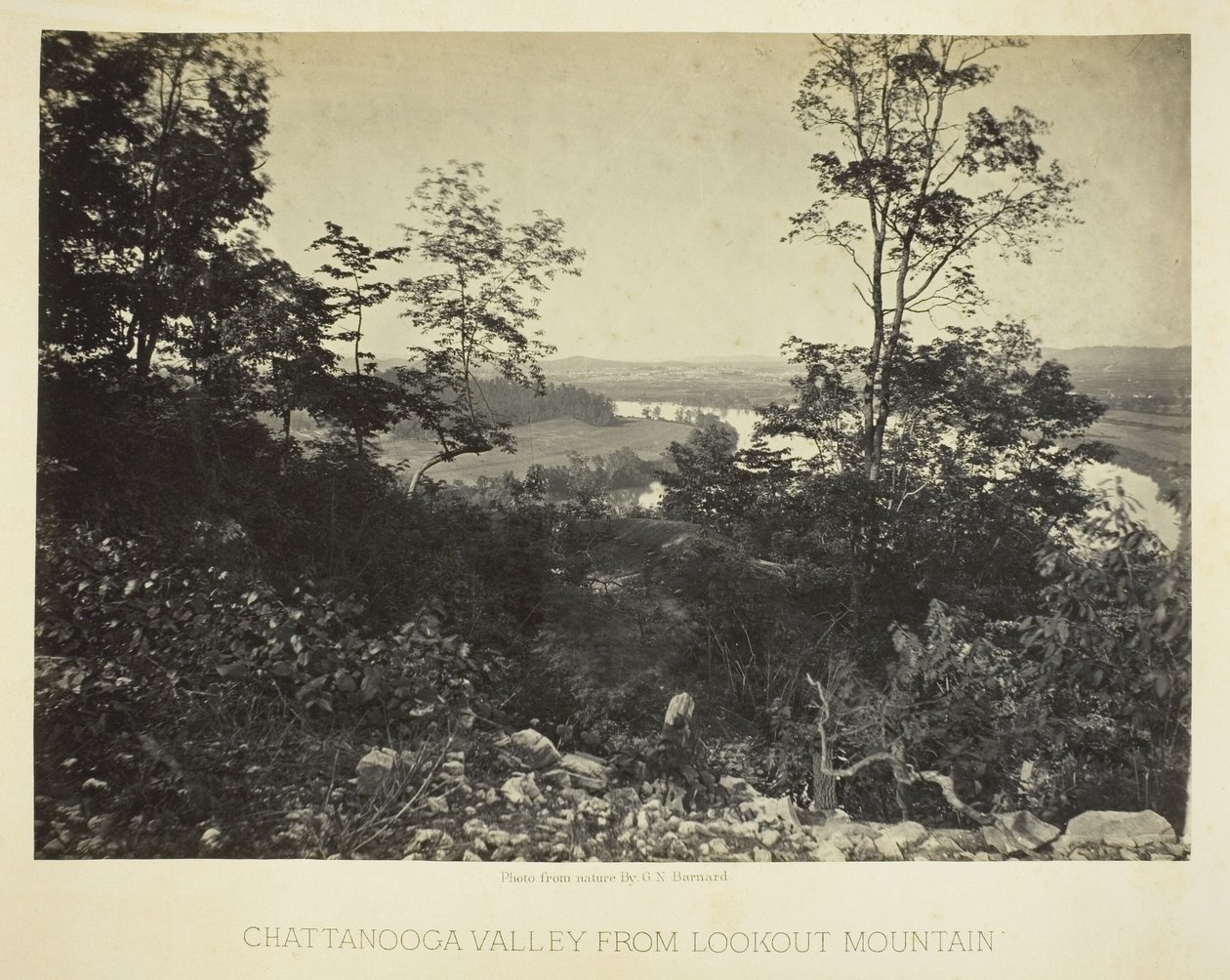 De vallei van Chattanooga vanaf Lookout Mountain door George N. Barnard