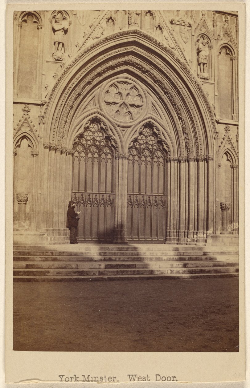 York Minster, westportaal door George Washington Wilson