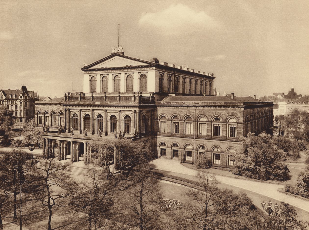 Staatsopera, Hannover (z/w foto) door German Photographer