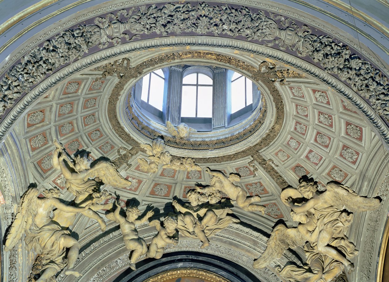 Uitzicht op de koepel met engel muzikanten uit de Fonseca Kapel door Gian Lorenzo Bernini