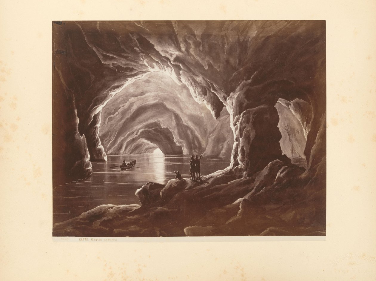 Fotoreproductie van een prent van Grotta Azzurra te Capri door Giorgio Sommer