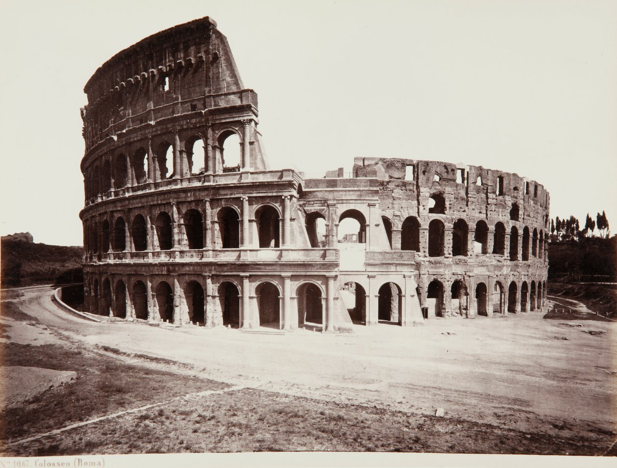 Het Colosseum of Flavisch Amfitheater, Rome door Giorgio Sommer