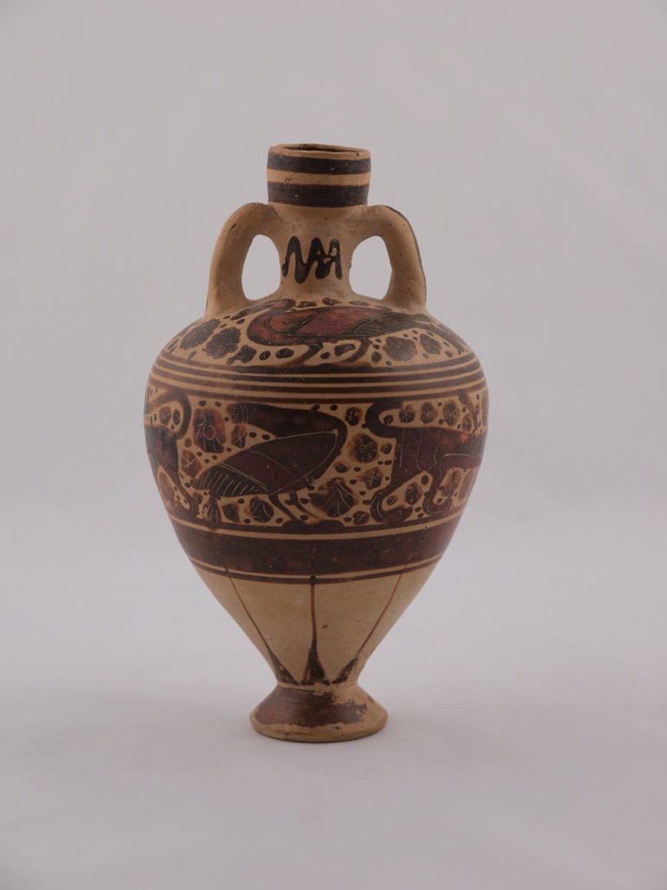 Amphoriskos door Greek