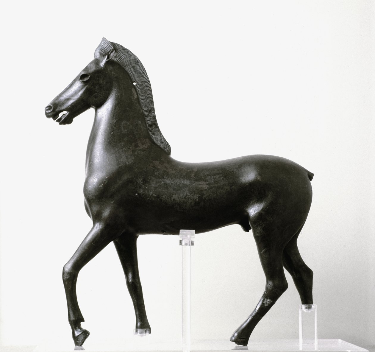 Bronzen beeldje van een paard, laat 2e-1e eeuw v.Chr. door Greek Roman School