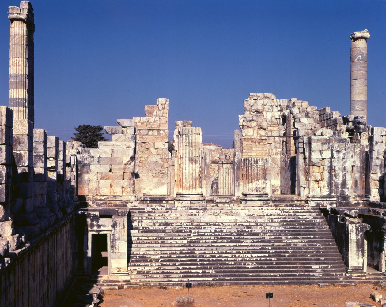 De Grote Trap van de Tempel van Apollo, ca.336 v.Chr. door Greek School