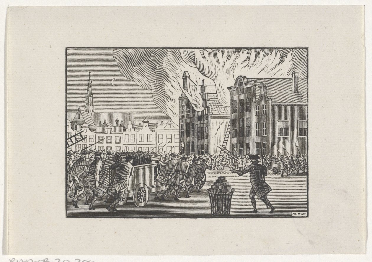Brandweermannen snellen naar een brandend huis aan een marktplein door Hendrik Numan