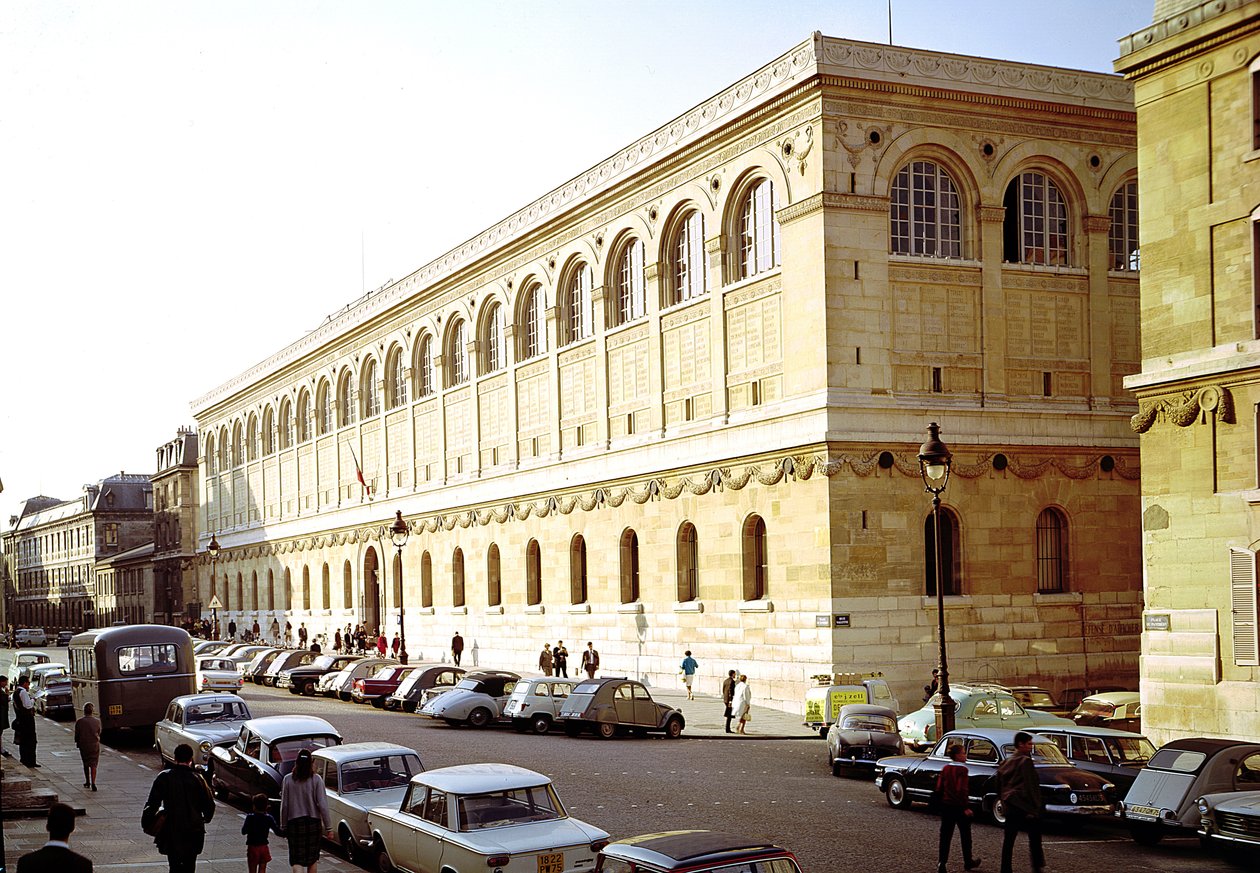Uitzicht op het exterieur, gebouwd 1844-50 door Henri Labrouste