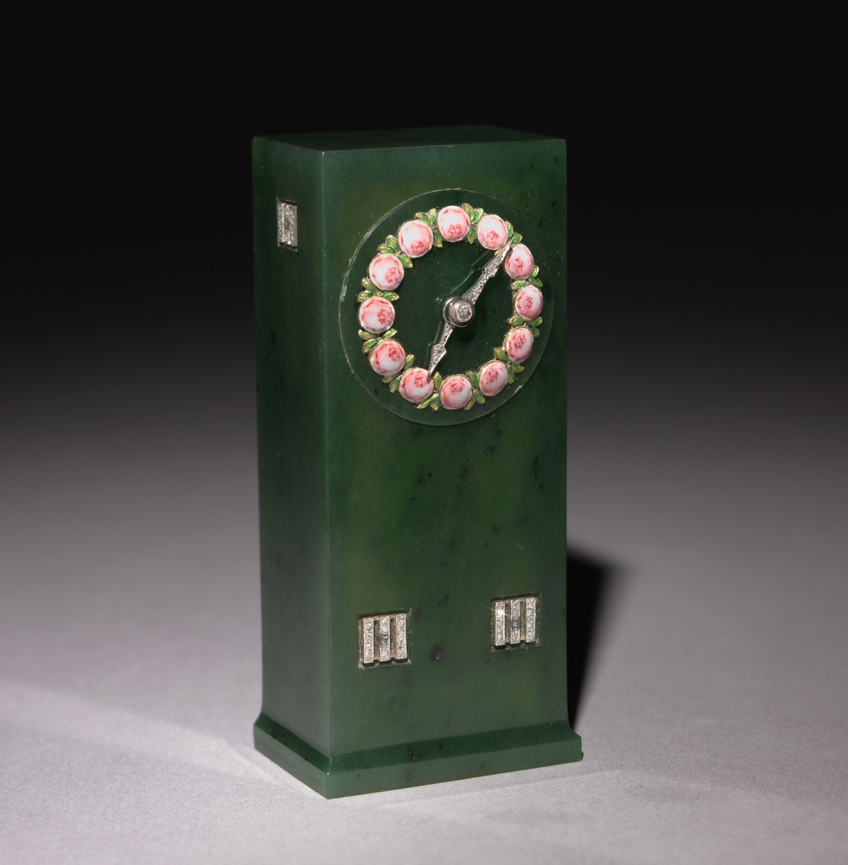 Klok, firma van Peter Carl Fabergé (1846-1920), na 1903 door Henrik Wigstrom
