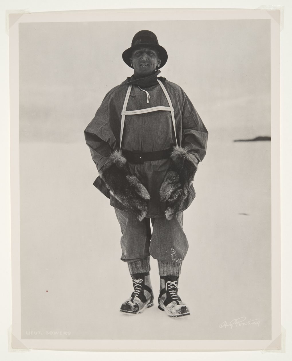 Luitenant Bowers tijdens de Terra Nova-expeditie (1910-13) naar de Zuidpool door Herbert Ponting