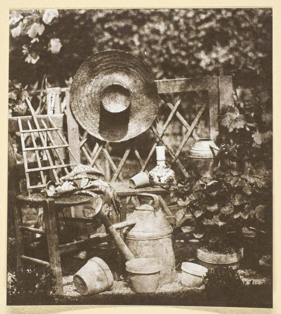 Compositie met Hoed door Hippolyte Bayard