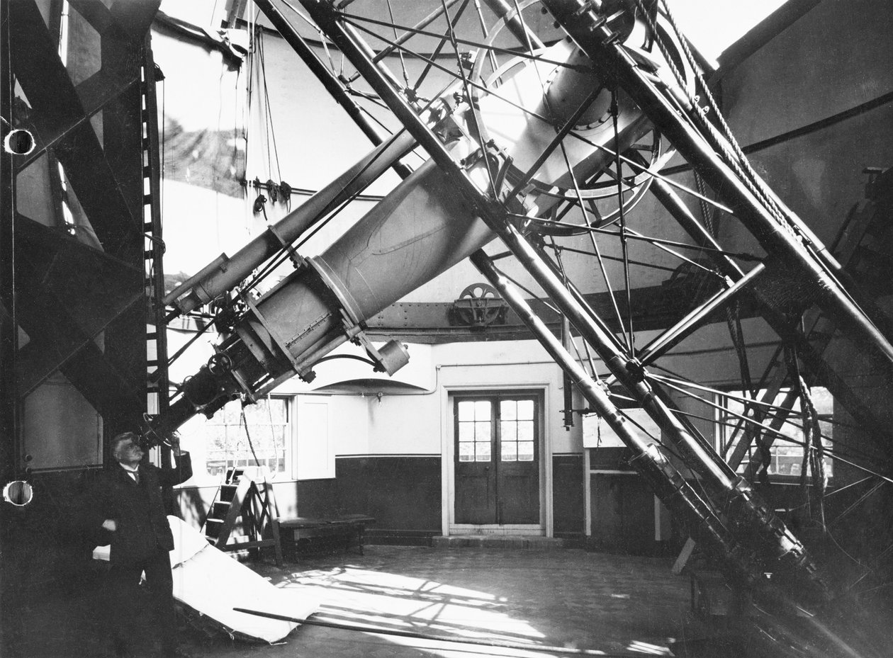 28-inch visuele refractor telescoop door Howard Grubb
