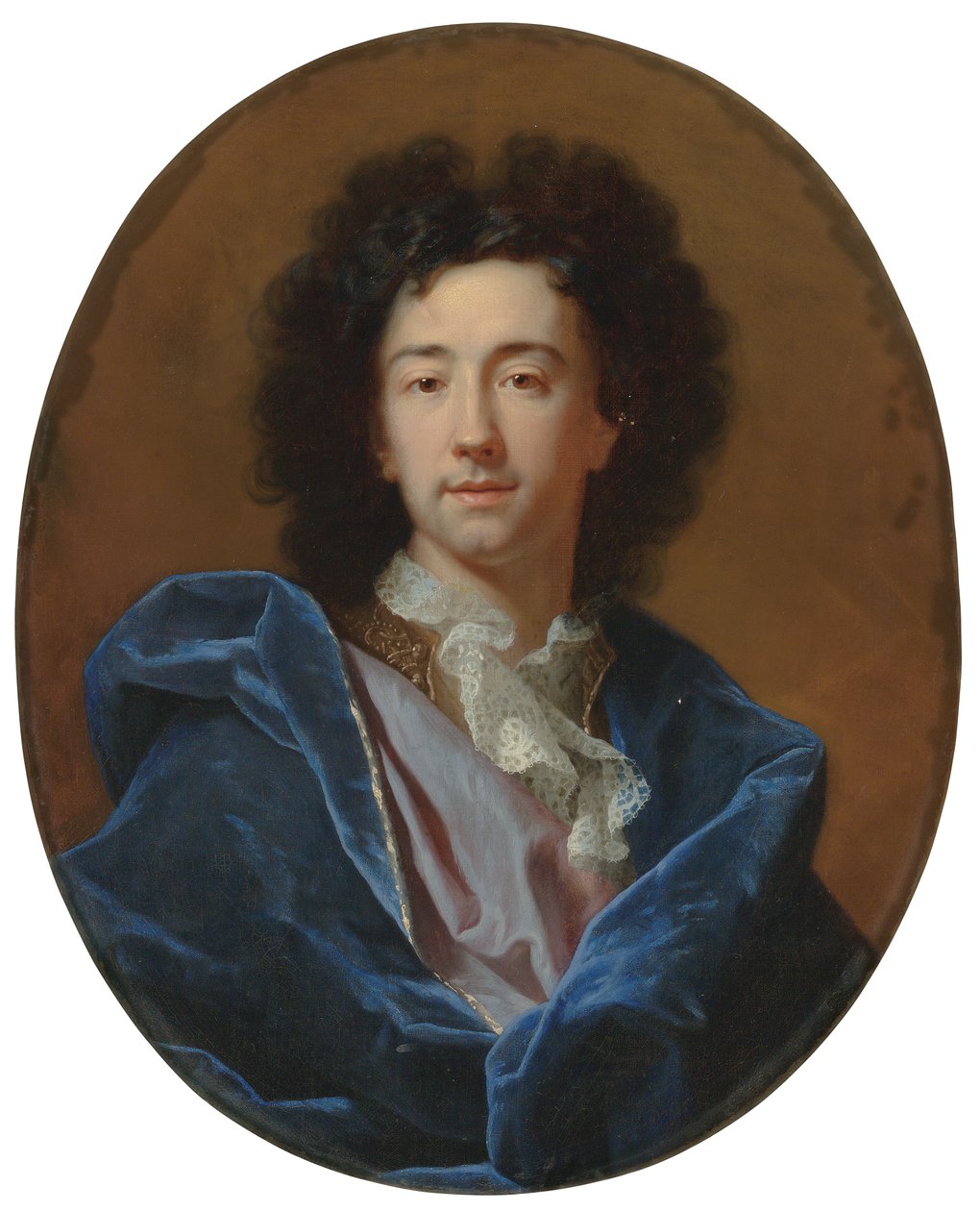 Portret van de kunstenaar, borstbeeld, in een kanten das en blauwe mantel door Hyacinthe Francois Rigaud