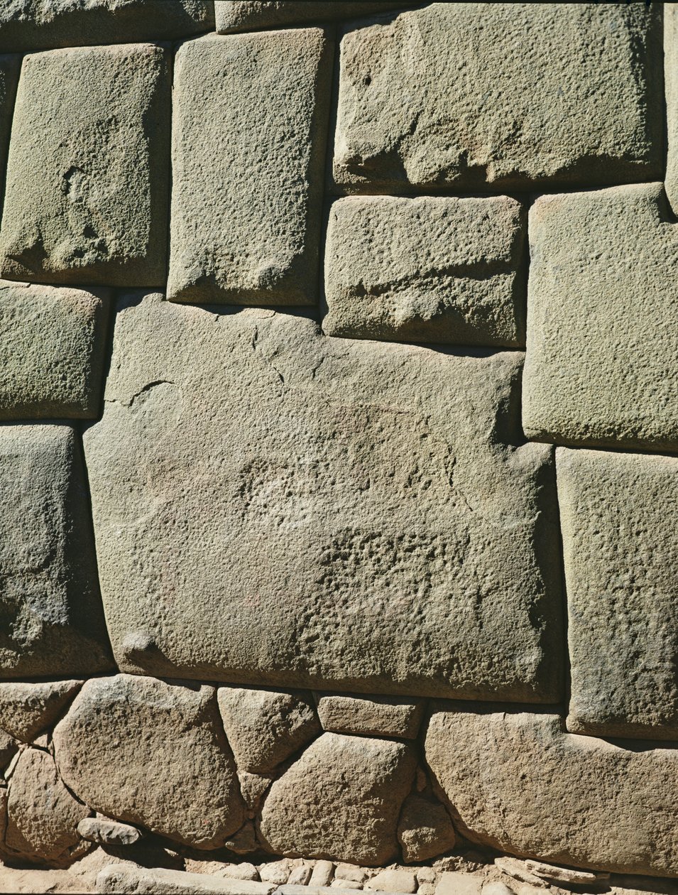 Steen met twaalf hoeken door Incan