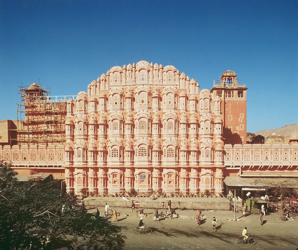 Hawa Mahal (Paleis van de Winden) gebouwd in 1799 door Indian School