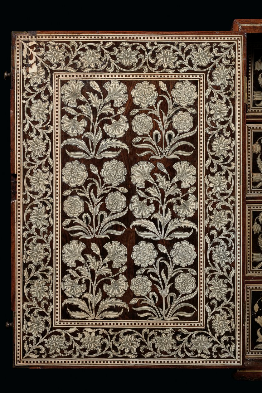 Mughal kabinet, Gujarat of Sindh, West-India door Indian School
