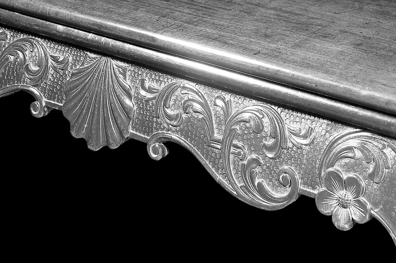 Detail van een George III kaarttafel door Irish School