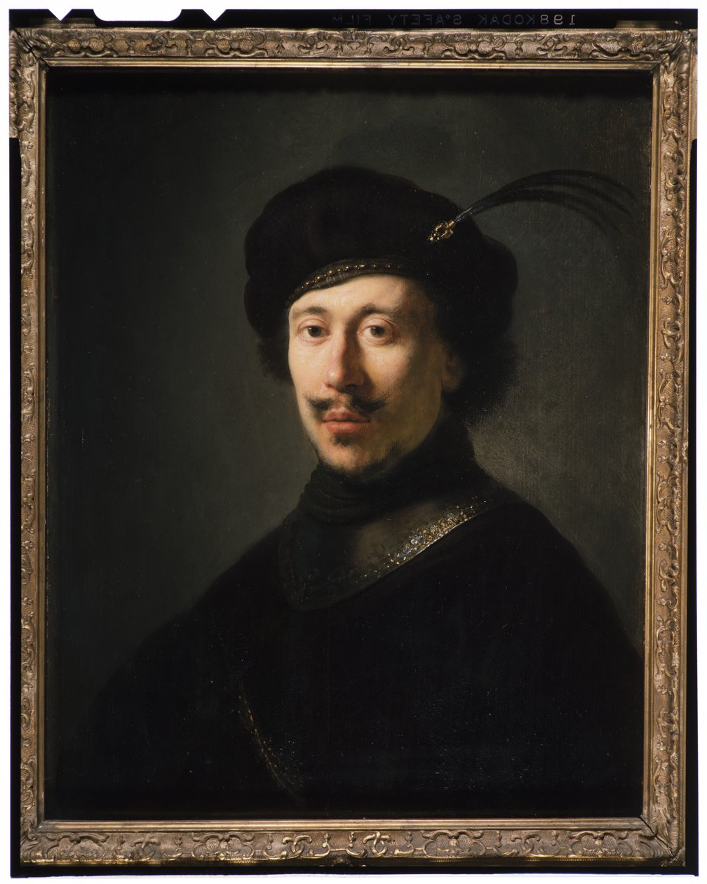 Jonge Man met een Gorget en Gevederde Hoed, c.1630 door Isaac de Jouderville
