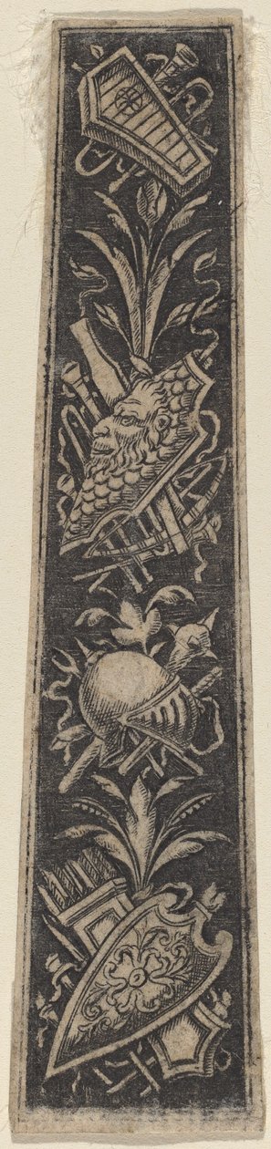 Ornamentplaat met Wapens en Muziekinstrumenten door Italian 18th or 19th Century