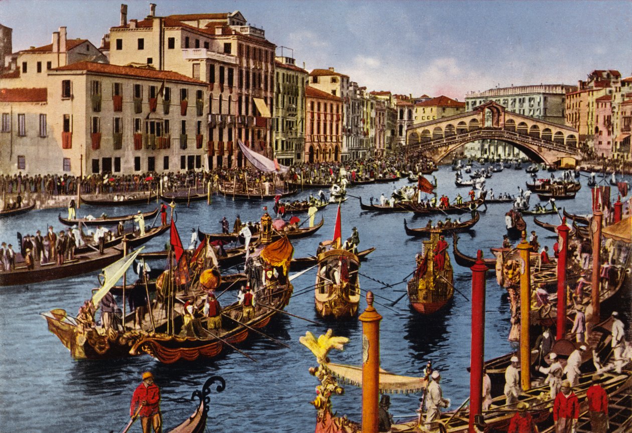 Venezia / Venetië: Canal Grande in festa (gekleurde foto) door Italian Photographer