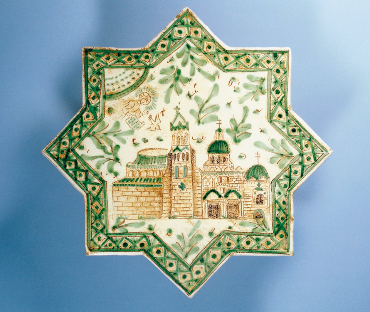 Achtpuntige tegel met afbeelding van Frederik II op troon in het midden, decoratief keramiek, Alessi fabricaat, Caltagirone, Sicilië, Italië, 20e eeuw door Italian School