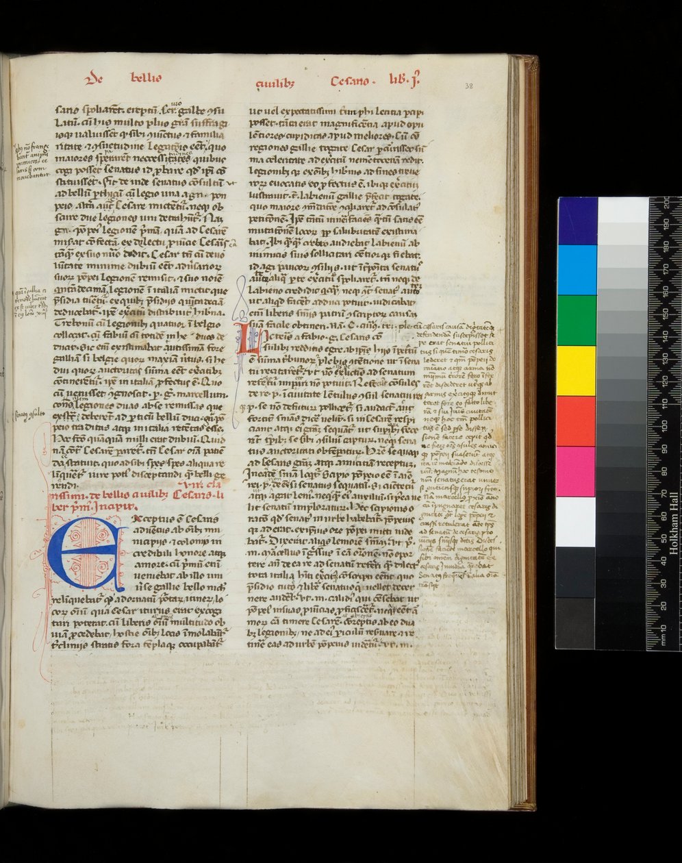 Ms 342. Caesar, Opera, f.38r. Initiaal [E] in blauw met pen-versierde decoratie in rood door Italian School