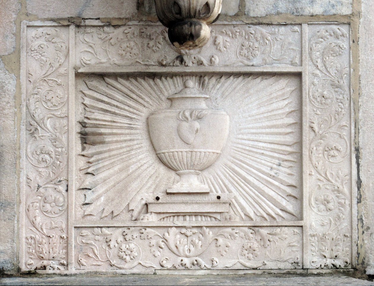 Voorstelling van de Heilige Graal in de kathedraal van Milaan (Duomo di Milano) door Italian School