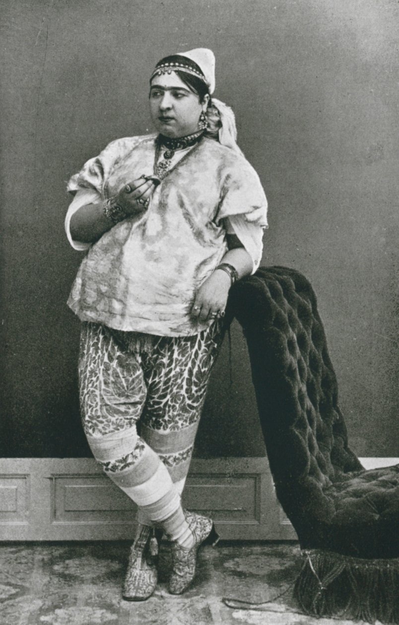 Een bergachtige jodin (z/w foto) door J. Andre Garrigues