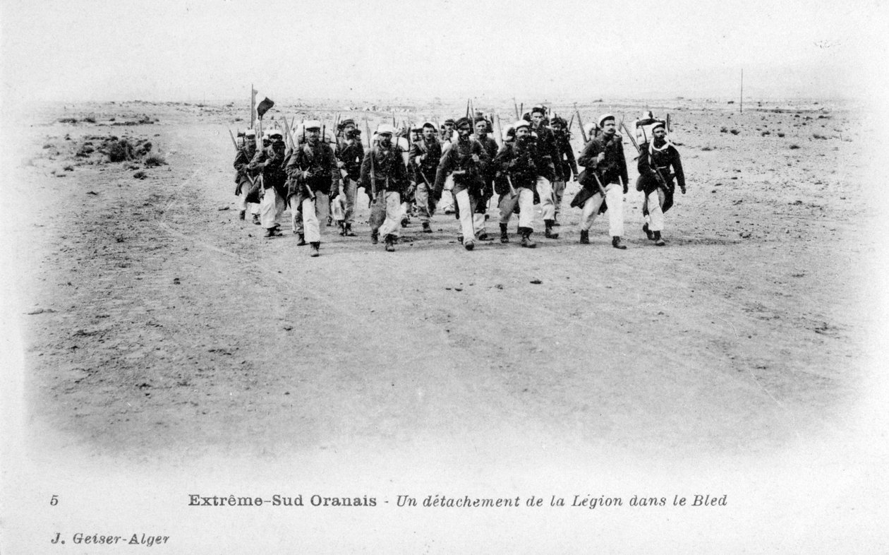 Een detachement van het Franse Vreemdelingenlegioen in de Sahara, Algerije, ca. 1905 door J. Geiser