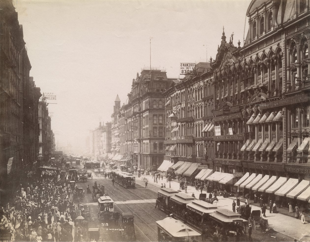 Uitzicht op State Street naar het noorden vanaf Madison Street, Chicago, 1890 door J. W. Taylor