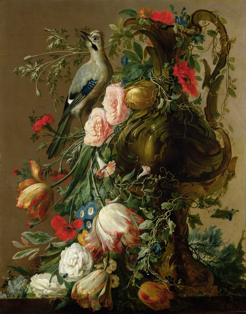 Een gebeeldhouwd stenen vaas met rozen, auricula, papavers, winde, met een Vlaamse gaai op een richel, 1760 door Jacobes Vonck