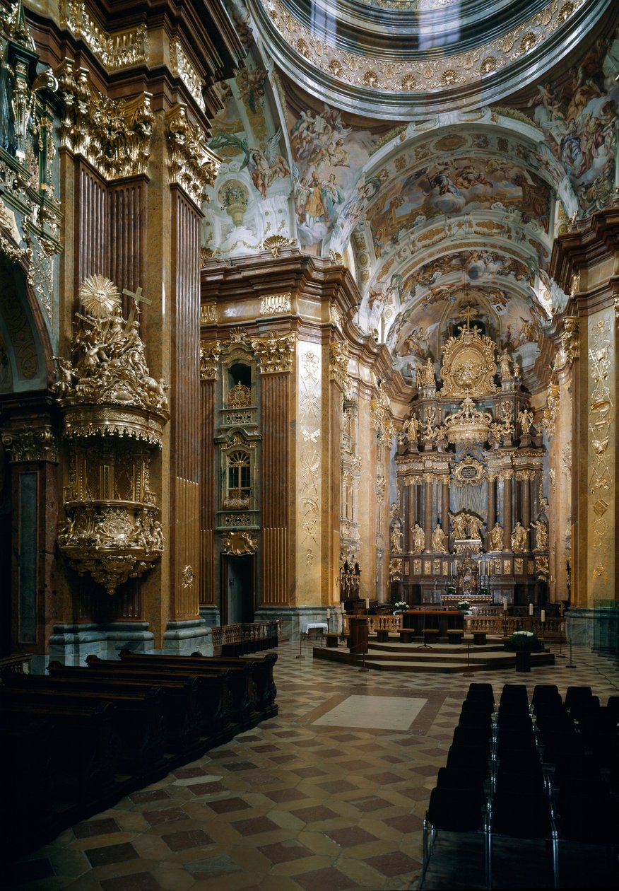 Binnenaanzicht van de Benedictijnse Kerk van Melk ontworpen door architect Jakob Prandtauer (1660-1726), fresco