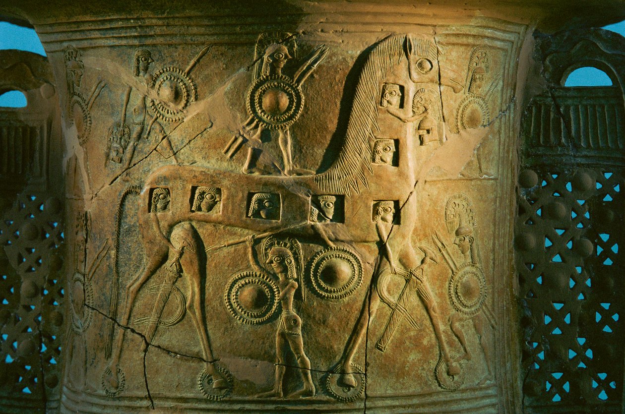 Trojaans paard op zevende eeuw v.Chr. amphora uit Mykonos toont de vroegst bekende... door James L Stanfield