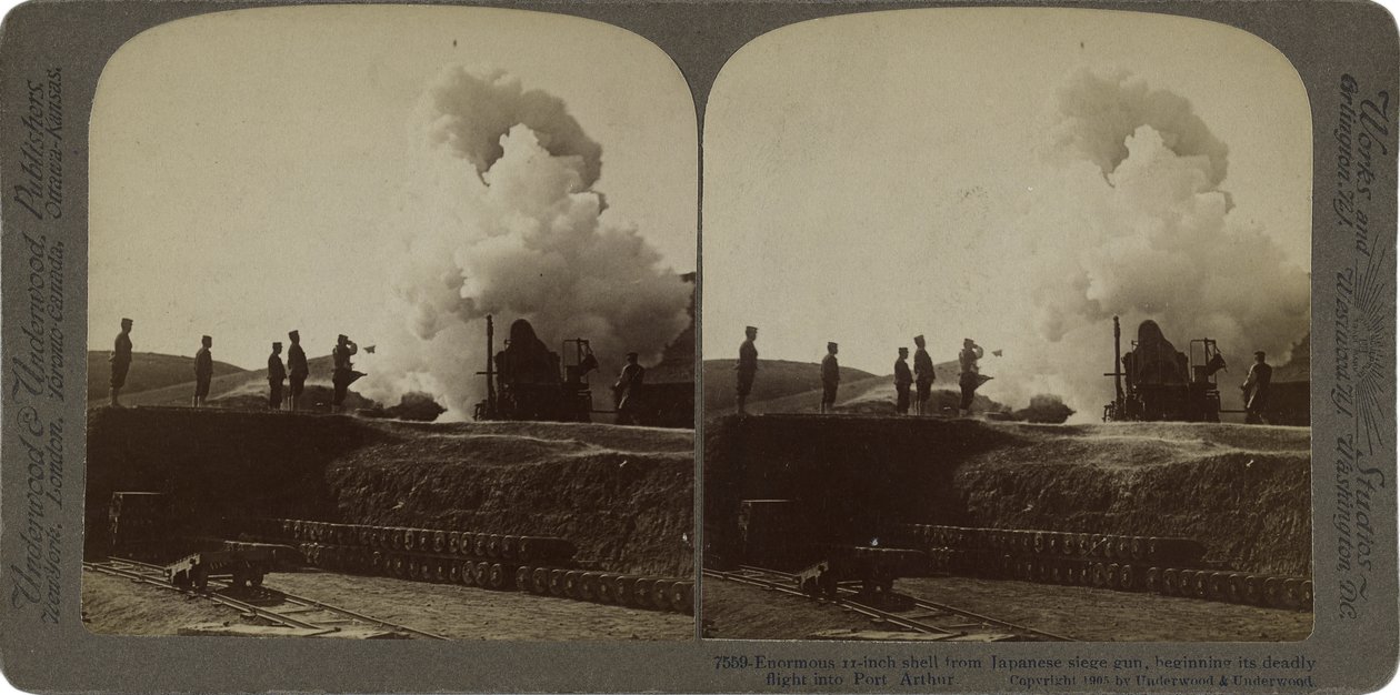 Enorme 11-inch granaat van Japans belegeringskanon begint zijn dodelijke vlucht naar Port Arthur door James Ricalton
