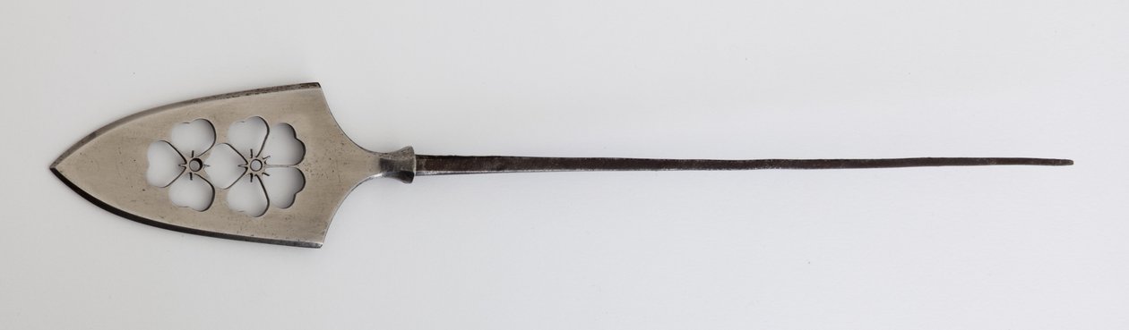 Yanone (pijlpunt) van plat type (hirane) met geperforeerd ontwerp van kersenbloesems door Japanese School
