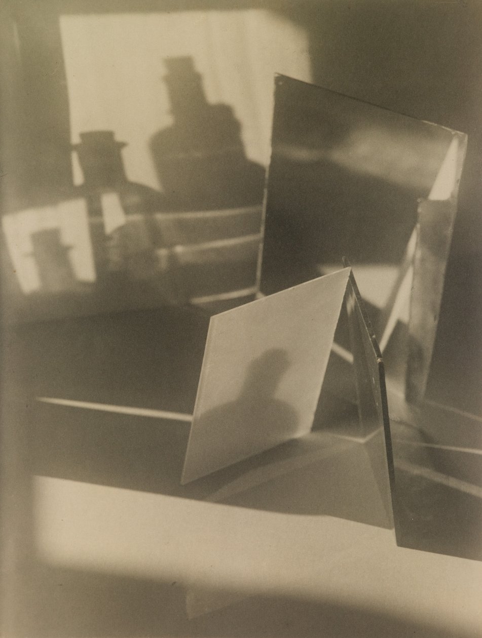 Eenzaamheid I, c.1928 (gelatinezilverdruk) door Jaromir Funke