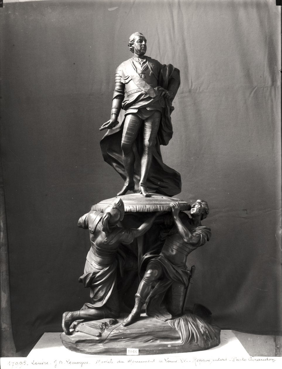 Model voor het monument van Lodewijk XV (1710-74) ontworpen voor de Place Royale in Rouen, 1772 door Jean Baptiste II Lemoyne