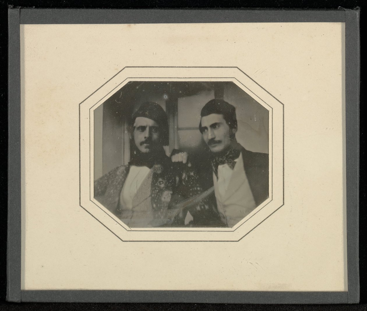 (Portret van twee mannen met snor) door Jean-Gabriel Eynard