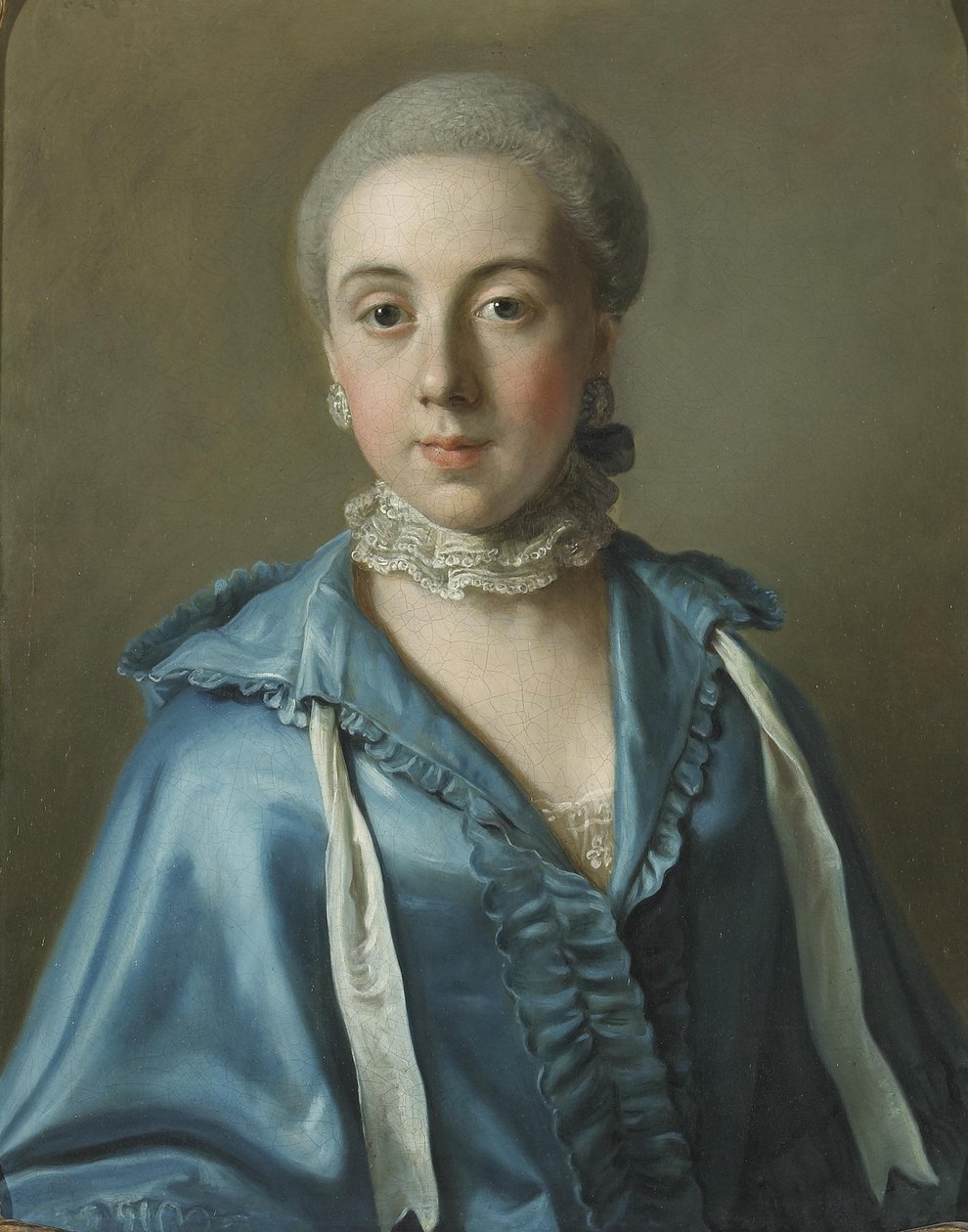 Portret van een dame met een blauwe jurk en kanten kraag door Jean Étienne Liotard