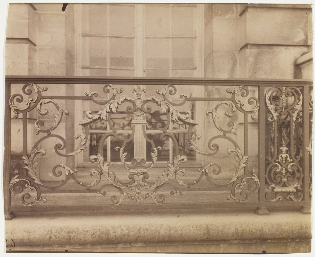 Versailles, Kasteelrestaurant door Jean Eugène Auguste Atget