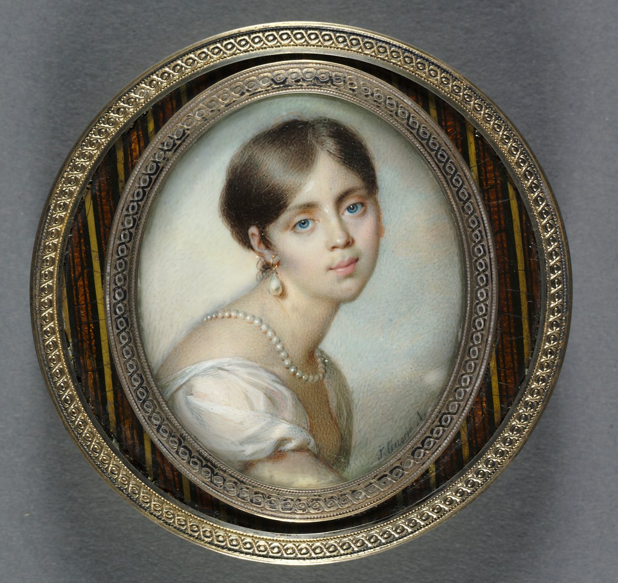 Portret van een jonge vrouw in het wit, 1805 door Jean Urbain Guerin