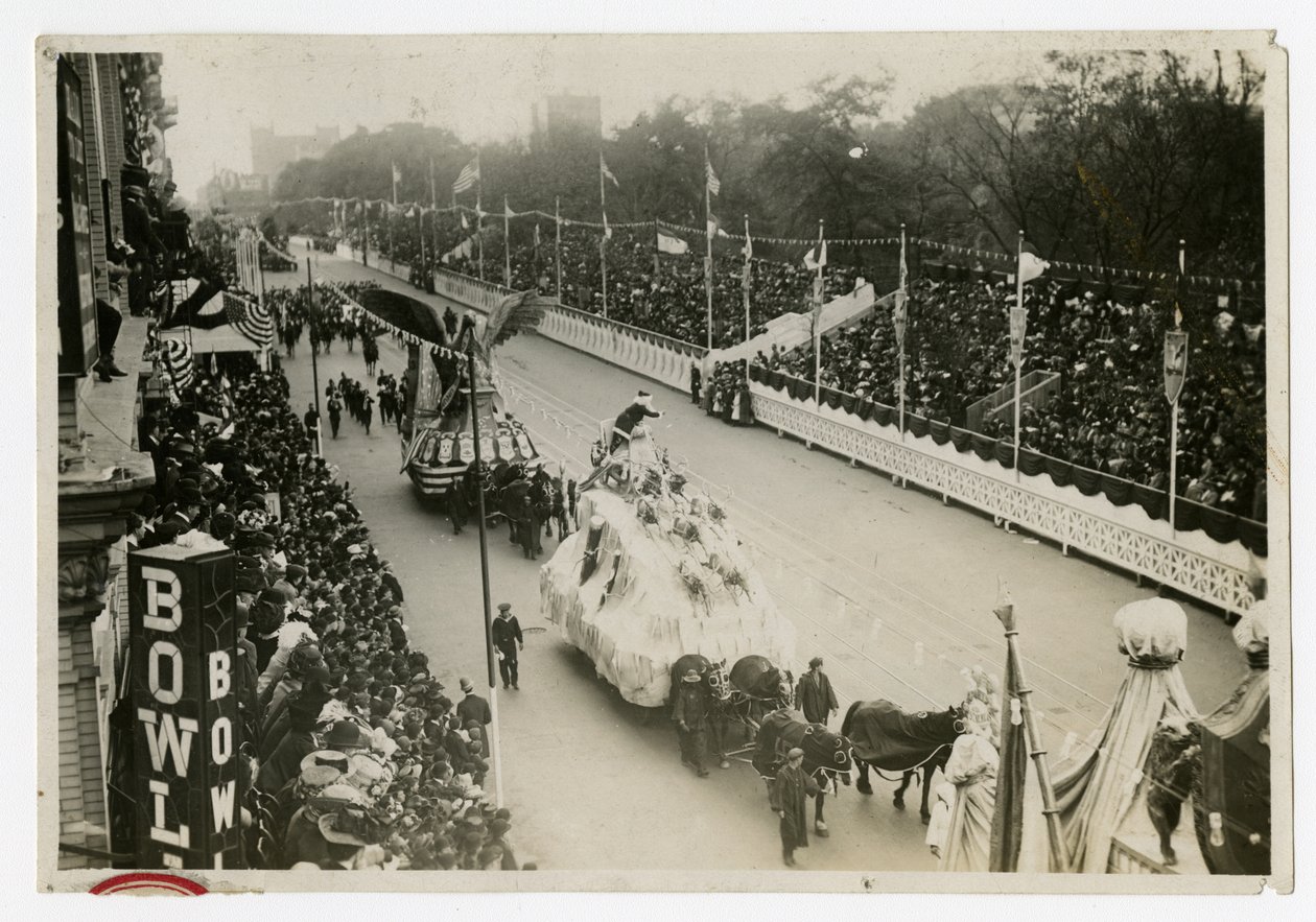 Historische Parade: algemeen overzicht Central Park St Nicholas Float door Jessie Tarbox Beals
