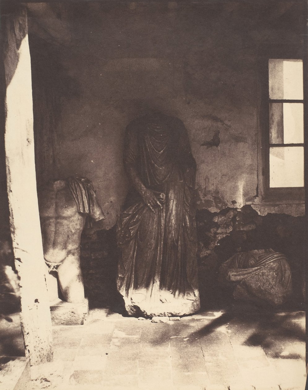 Antiquiteiten in het Museum van Cherchell, Algerije, 1853-54 door John Beasley Greene