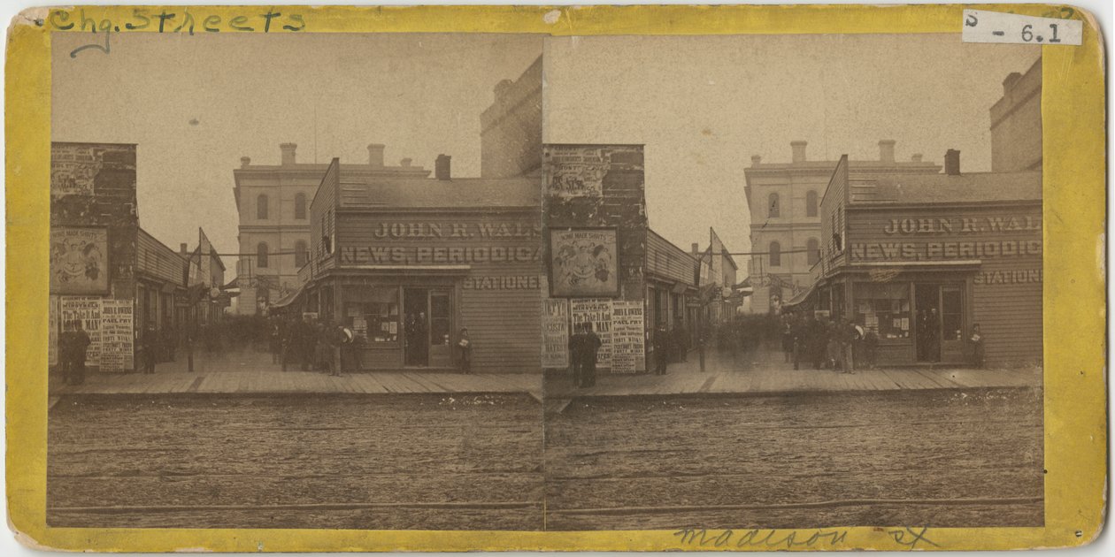 Uitzicht op de John R. Walsh tijdschriftenwinkel aan Madison Street, Chicago met het postkantoor op de achtergrond, 1869 door John Carbutt