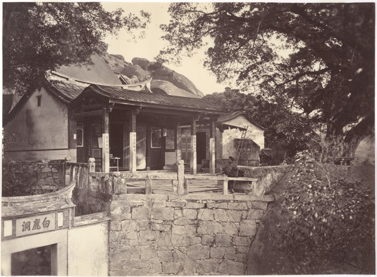 Le-Le-Cong-tempel, Amoy door John Thomson