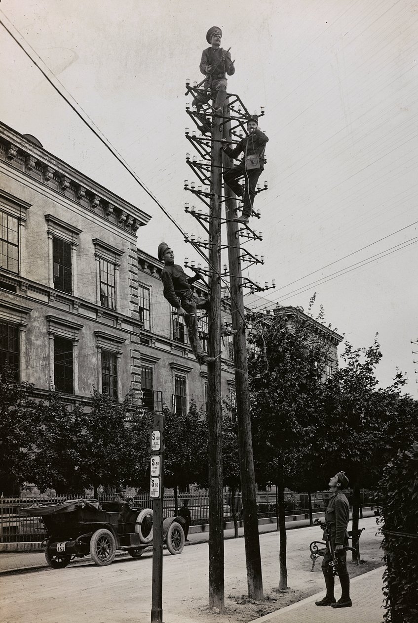 Album "Meine weltkriegs - Erinnerungen South-West Front (Karinthië, Italië, Zuid-Tirol) 31/03/1915-12/11/1918 - Josef Zohles Wenen": Russische gevangenen aan het werk door Josef Zohles