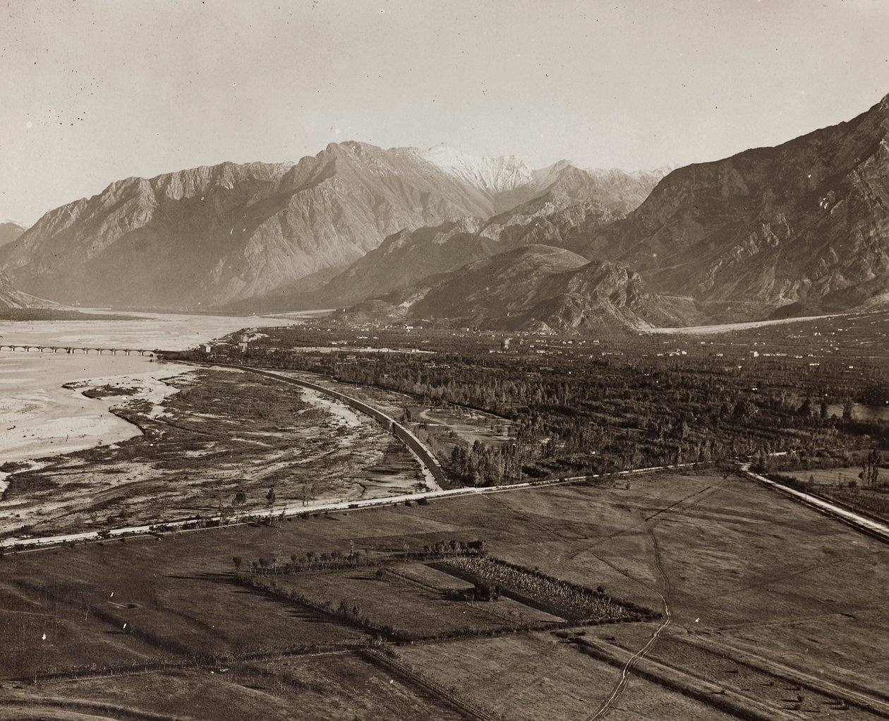 Album "Meine weltkriegs - Erinnerungen Zuidwestfront (Karinthië, Italië, Zuid-Tirol) 31/03/1915-12/11/1918 - Josef Zohles Wien": de Tagliamento door Josef Zohles