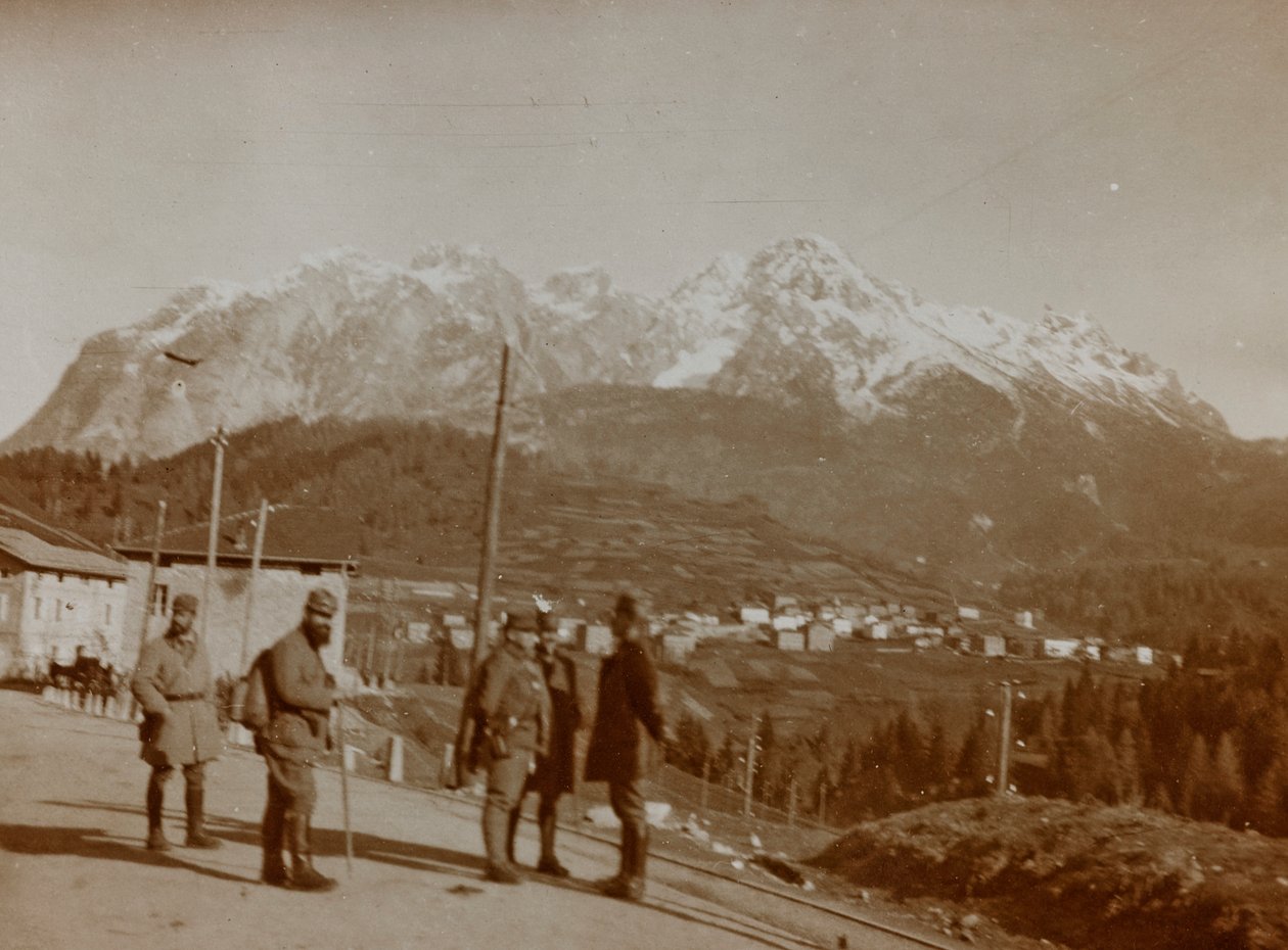 Album "Meine weltkriegs - Erinnerungen South-West Front (Karinthië, Italië, Zuid-Tirol) 31/03/1915-12/11/1918 - Josef Zohles Wien": Oostenrijkse soldaten in Italië door Josef Zohles
