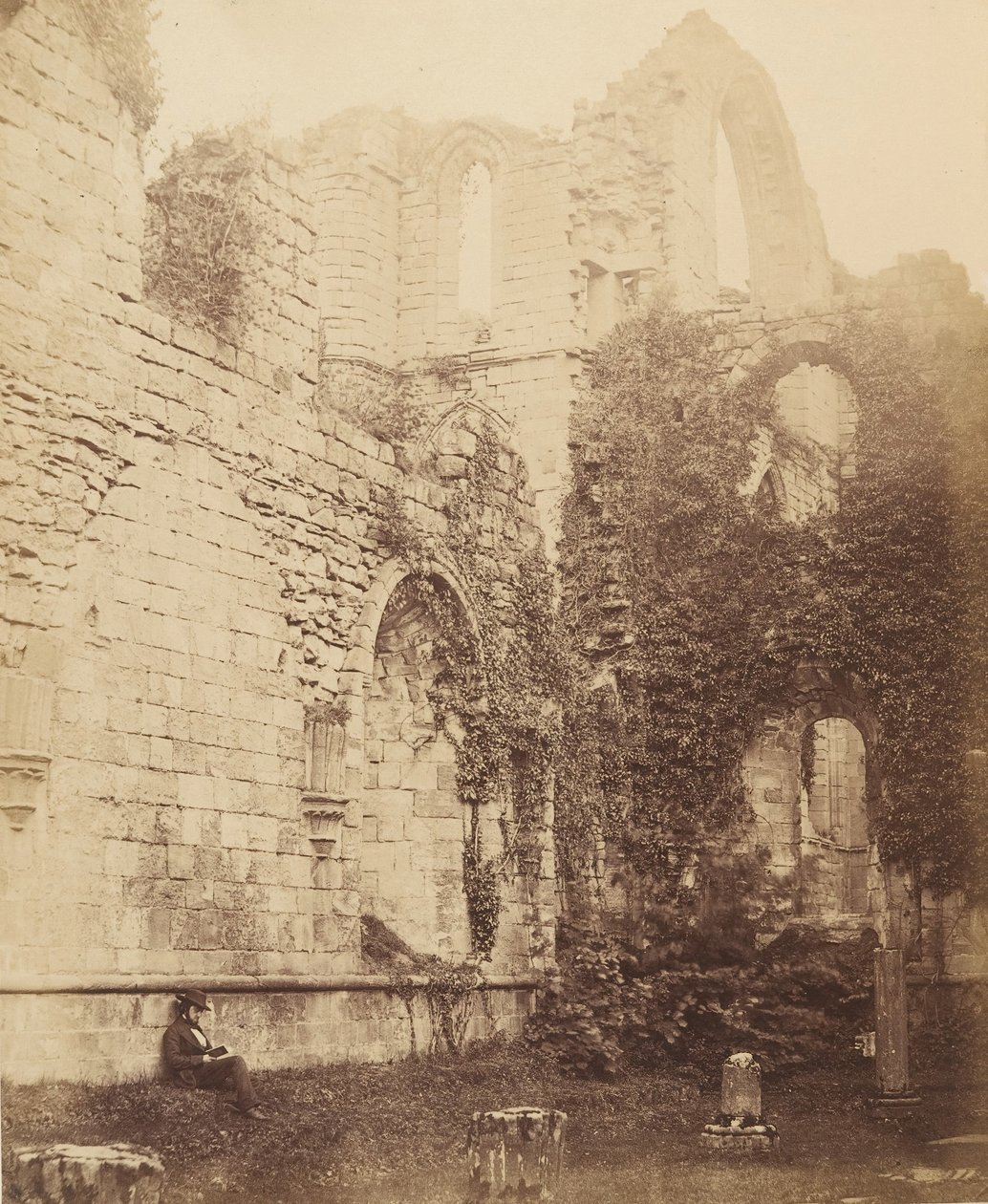 Fountains Abbey. Interieur van de kapittelzaal door Joseph Cundall