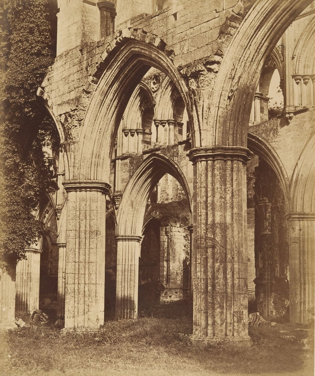Rievaulx Abbey. Kijken over het koor door Joseph Cundall